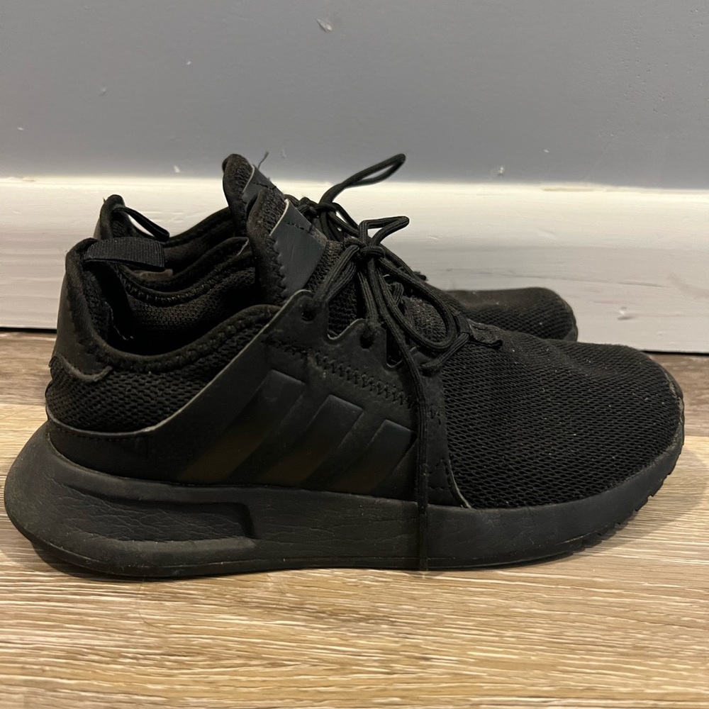 Adidas X_PLR sneaker kids size 4.5